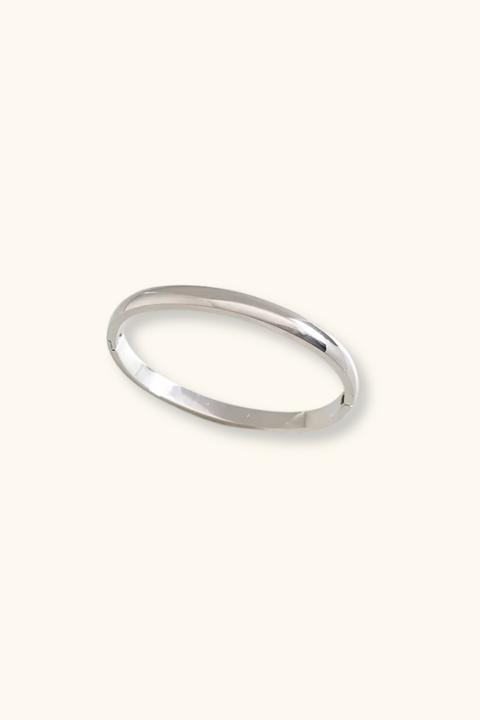Esme Classic Silver Bangle