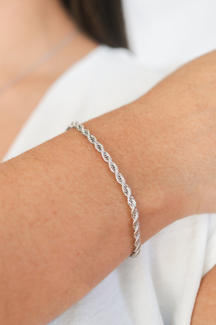 Laura Twist Bracelet | Silver