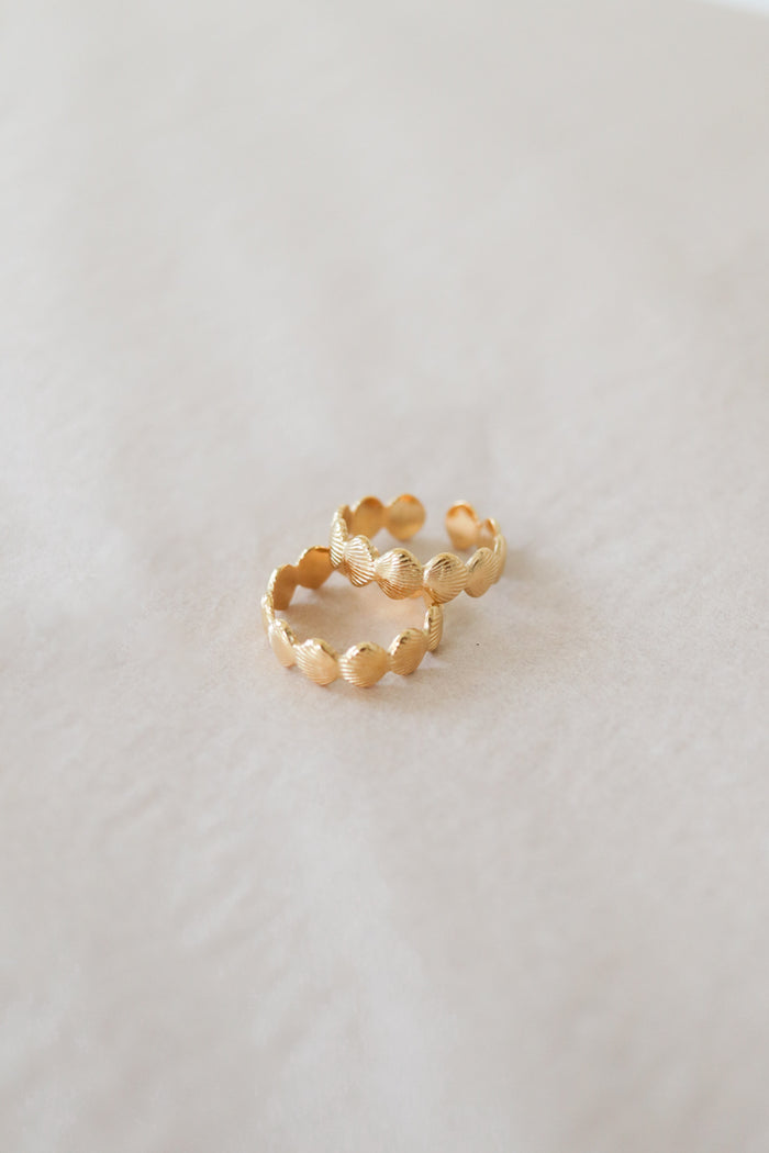 Serena Shell Ring | Adjustable