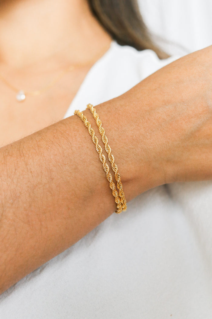 Laura Twist Bracelet