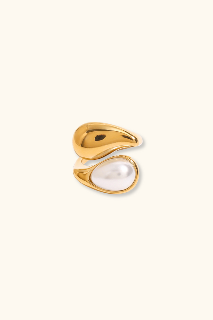 Soleil Chunky Pearl Ring