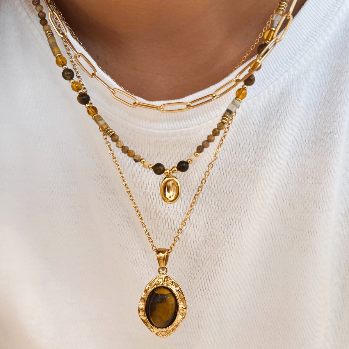 Corinne Oval Stone Necklace