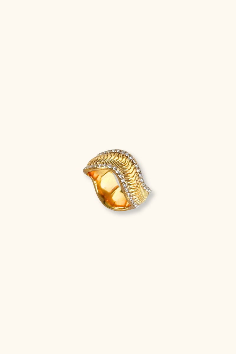 Kiara Wavy CZ Ring