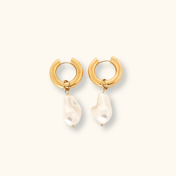 Iris Chunky Pearl Drop Earrings
