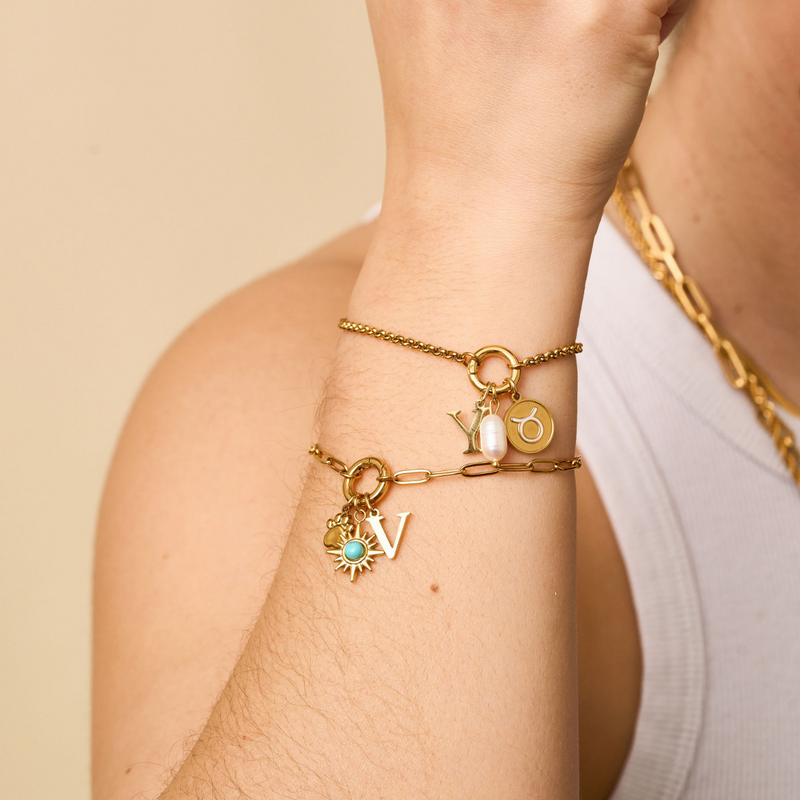 Design Your Own Charm Bracelet With Circle Clasp