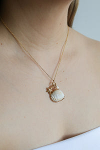 Naia White Shell Pearl Necklace