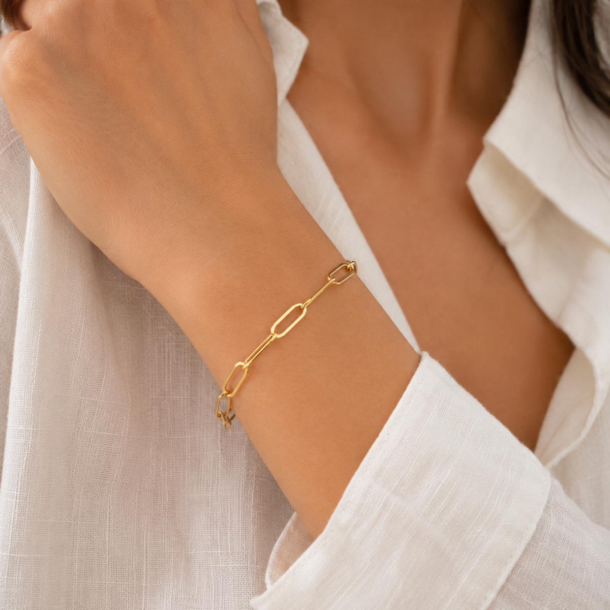 Ciara Medium Paperclip Bracelet