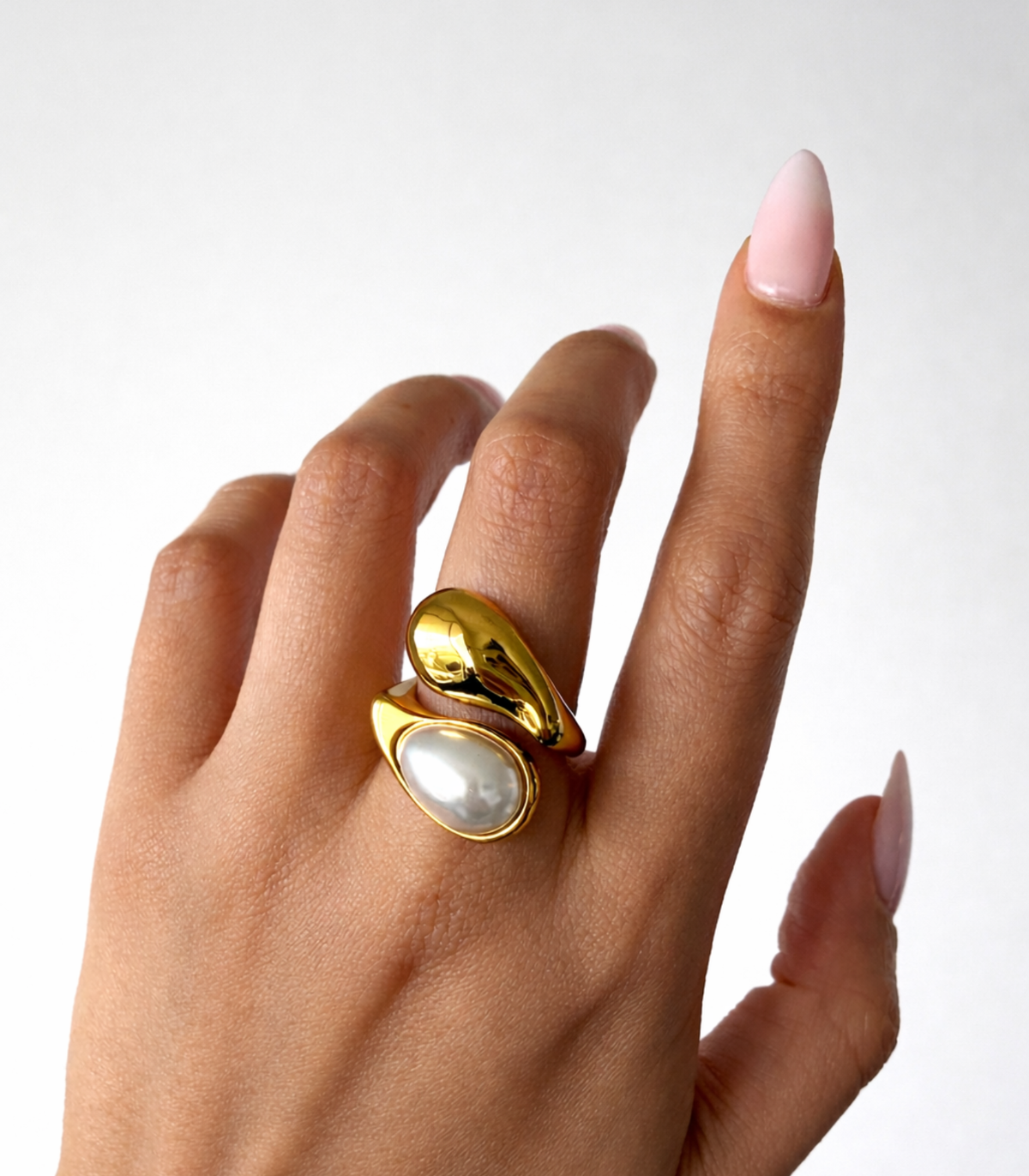 Soleil Chunky Pearl Ring | Adjustable