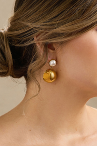 Charlotte Pearl Dome Earrings